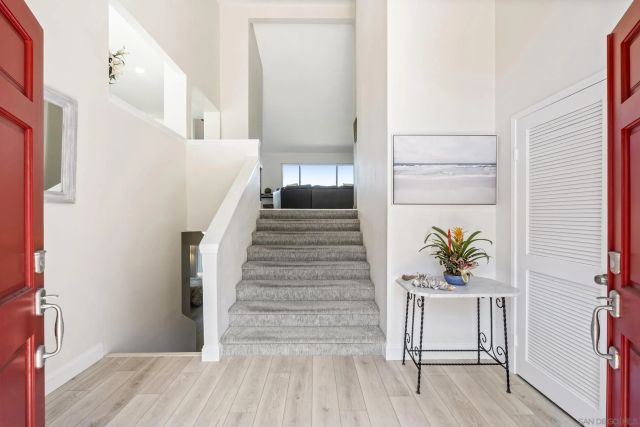 6567 Caminito Catalan, La Jolla, CA 92037