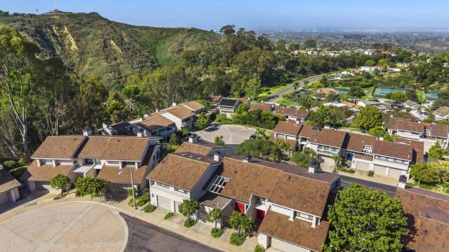 6567 Caminito Catalan, La Jolla, CA 92037