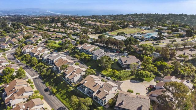 6567 Caminito Catalan, La Jolla, CA 92037