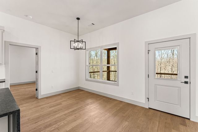 13 Horncastle Drive, Bella Vista, AR 72714