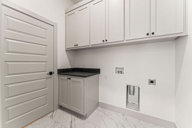 13 Horncastle Drive, Bella Vista, AR 72714