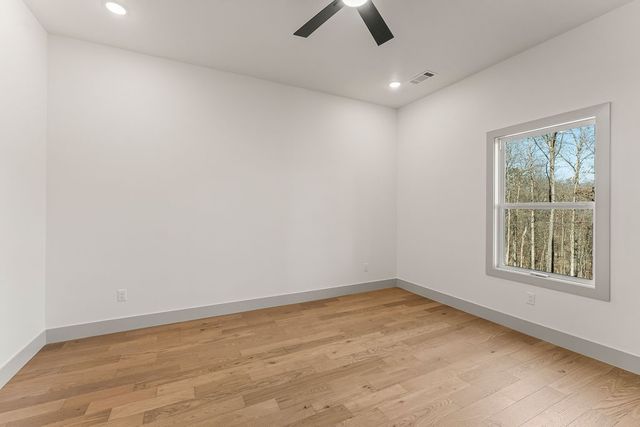 13 Horncastle Drive, Bella Vista, AR 72714