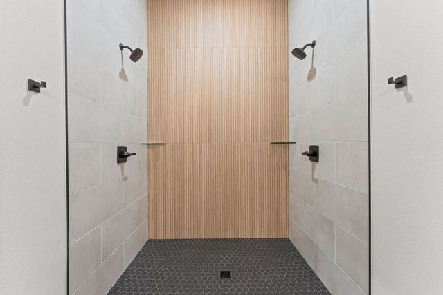 13 Horncastle Drive, Bella Vista, AR 72714