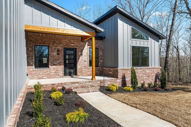 13 Horncastle Drive, Bella Vista, AR 72714