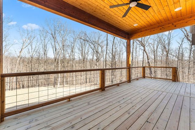 13 Horncastle Drive, Bella Vista, AR 72714