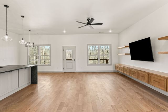 13 Horncastle Drive, Bella Vista, AR 72714