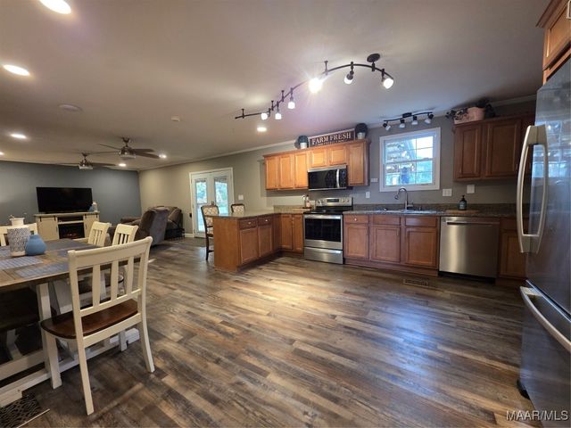 700 Rountree Drive, Selma, AL 36703