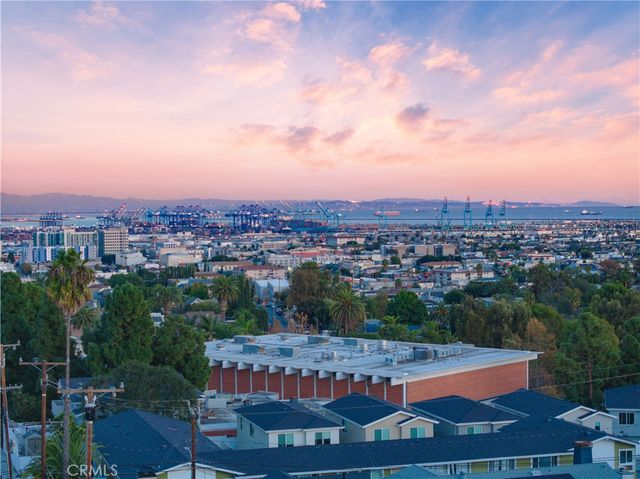 243 S Hanford, San Pedro, CA 90732