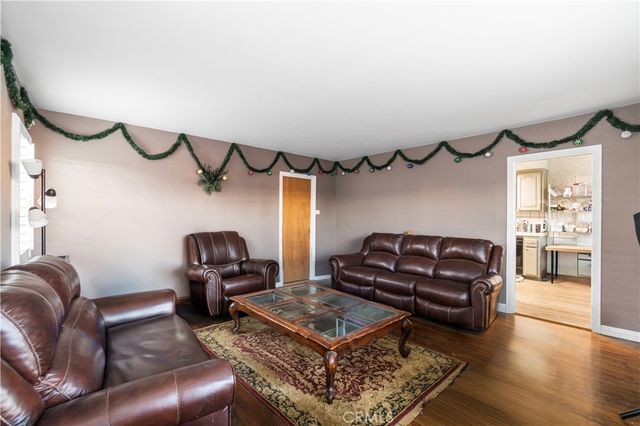 243 S Hanford, San Pedro, CA 90732