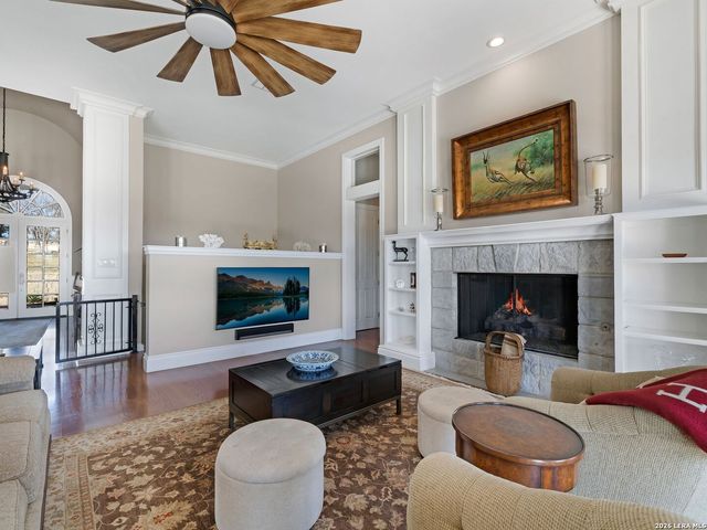 8514 Woodpecker Way, San Antonio, TX 78256