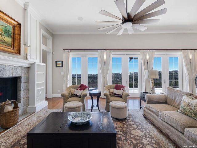 8514 Woodpecker Way, San Antonio, TX 78256