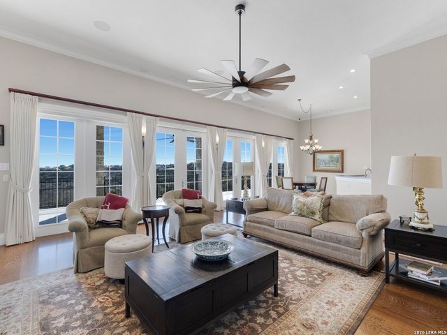 8514 Woodpecker Way, San Antonio, TX 78256