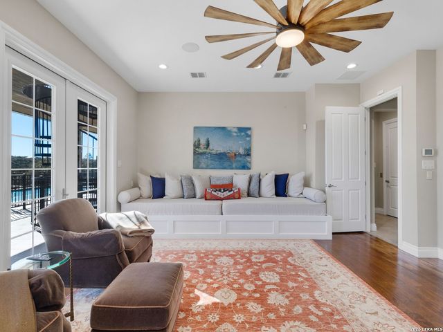 8514 Woodpecker Way, San Antonio, TX 78256