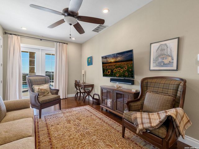 8514 Woodpecker Way, San Antonio, TX 78256