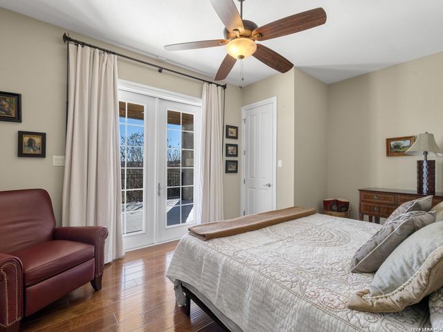 8514 Woodpecker Way, San Antonio, TX 78256