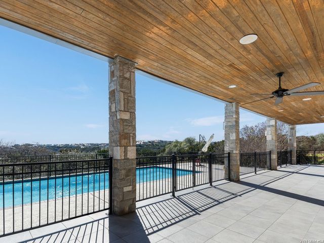 8514 Woodpecker Way, San Antonio, TX 78256