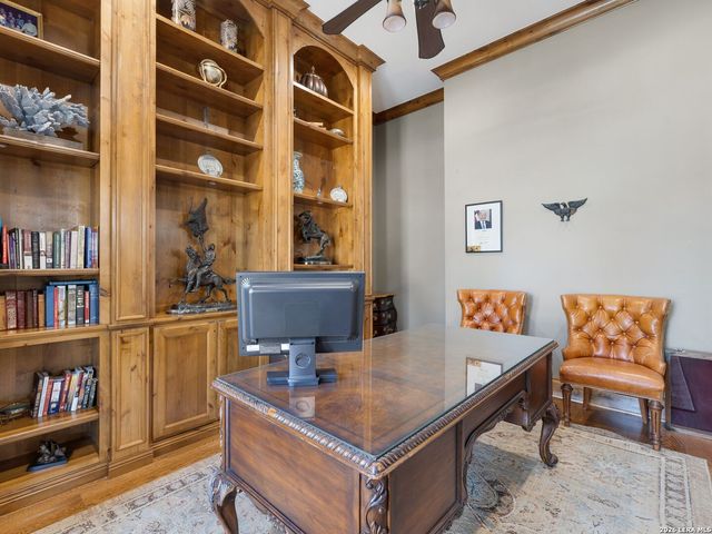 8514 Woodpecker Way, San Antonio, TX 78256