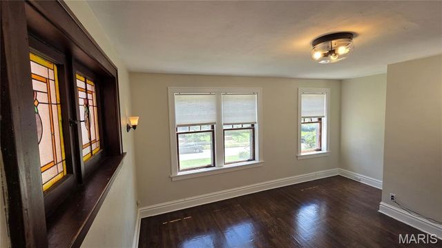 2633 Russell Boulevard, St Louis, MO 63104