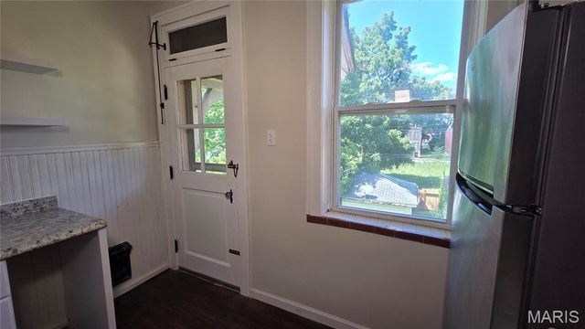 2633 Russell Boulevard, St Louis, MO 63104