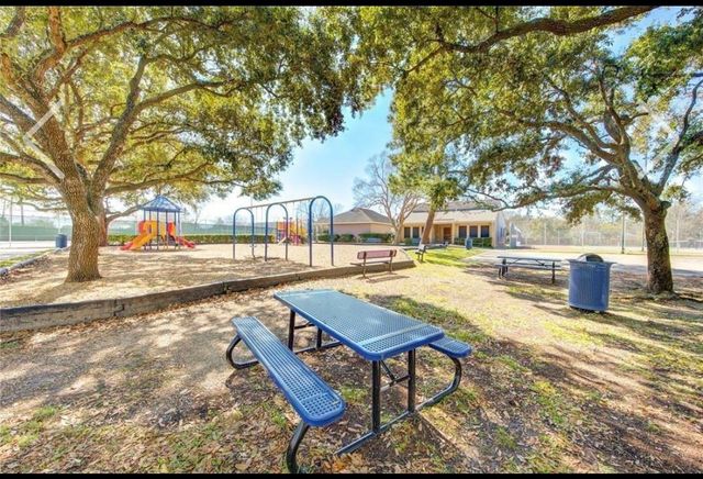 11804 Westmere Drive, Houston, TX 77077