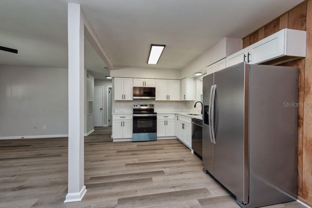 917 18TH STREET SW, Largo, FL 33770