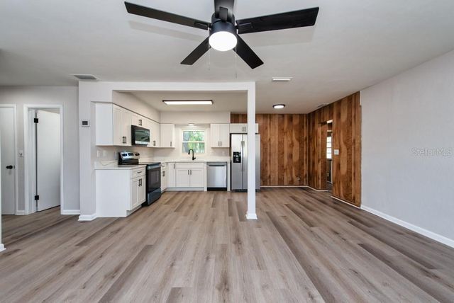 917 18TH STREET SW, Largo, FL 33770