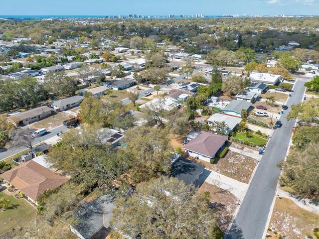 917 18TH STREET SW, Largo, FL 33770