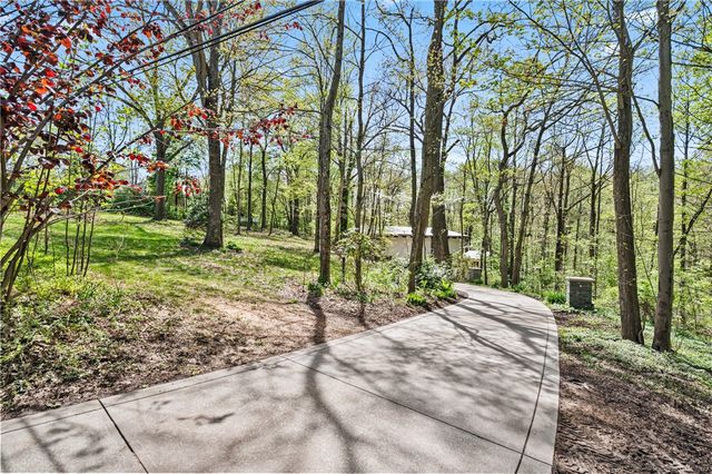 145 McClain Rd, Chippewa Twp, PA 15010