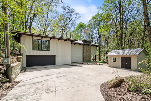 145 McClain Rd, Chippewa Twp, PA 15010
