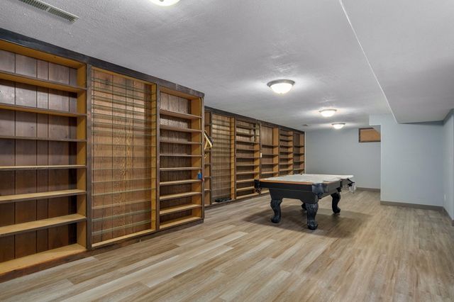 1956 E Greenview Street, Springfield, MO 65803