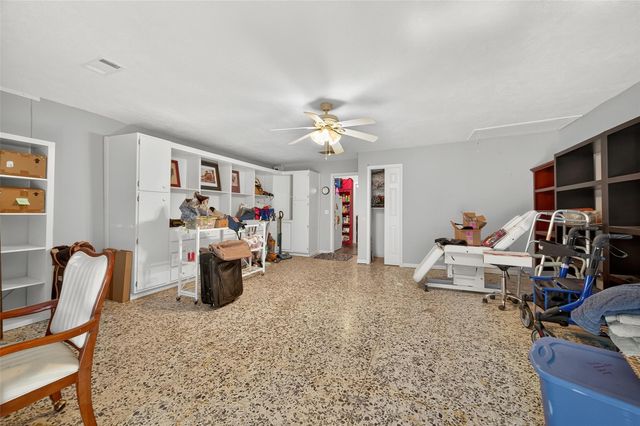 5326 Redstart Street, Houston, TX 77096