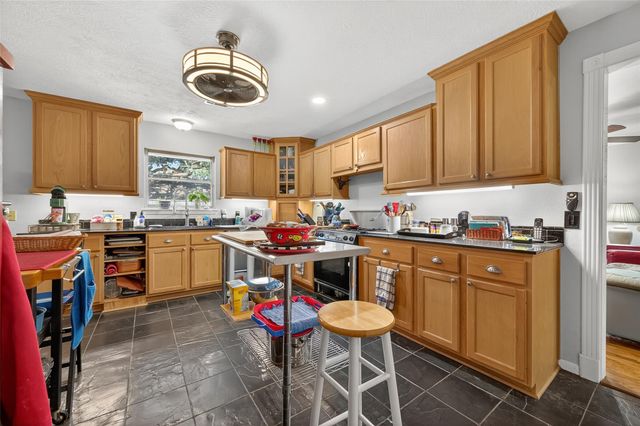 5326 Redstart Street, Houston, TX 77096