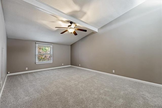 5204 W 50th Terrace, Roeland Park, KS 66205