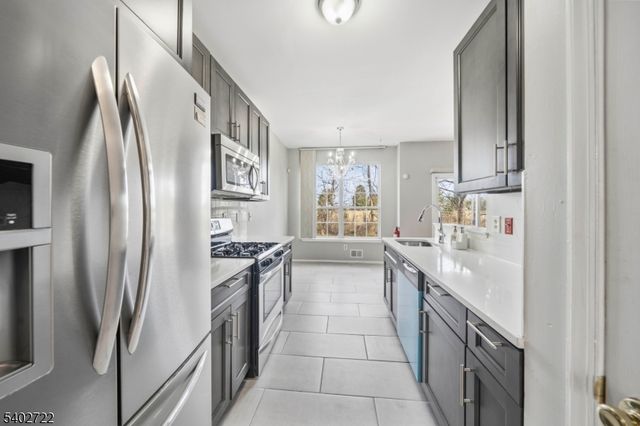 21 Gallop Ln, Franklin Twp., NJ 08873