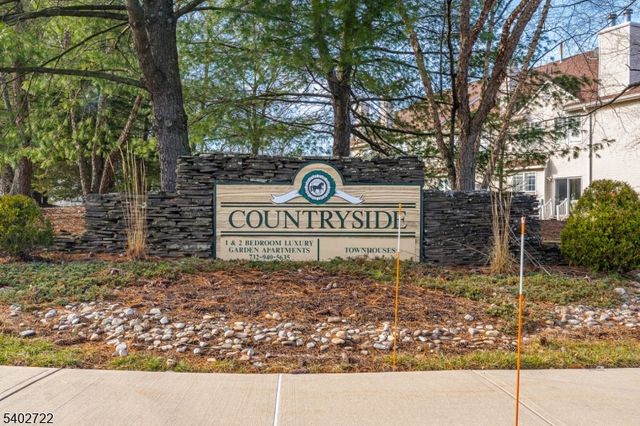 21 Gallop Ln, Franklin Twp., NJ 08873