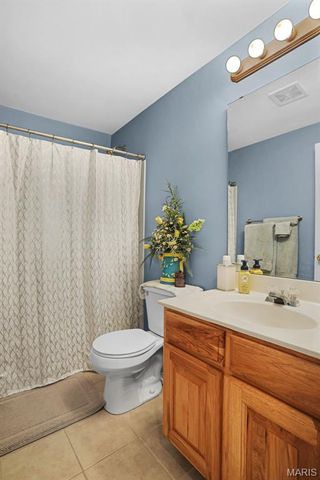 1779 Ambrose Terrace Drive, Swansea, IL 62226