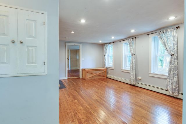 29 Candia Road, Deerfield, NH 03037