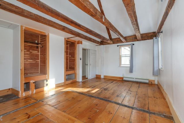 29 Candia Road, Deerfield, NH 03037