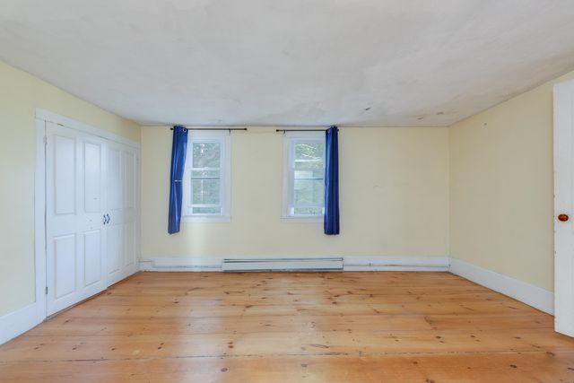 29 Candia Road, Deerfield, NH 03037