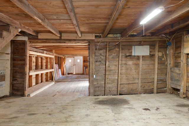 29 Candia Road, Deerfield, NH 03037