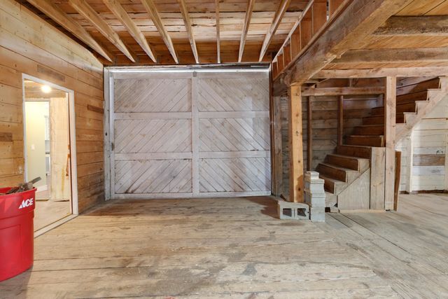 29 Candia Road, Deerfield, NH 03037