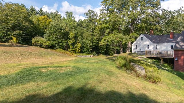 29 Candia Road, Deerfield, NH 03037