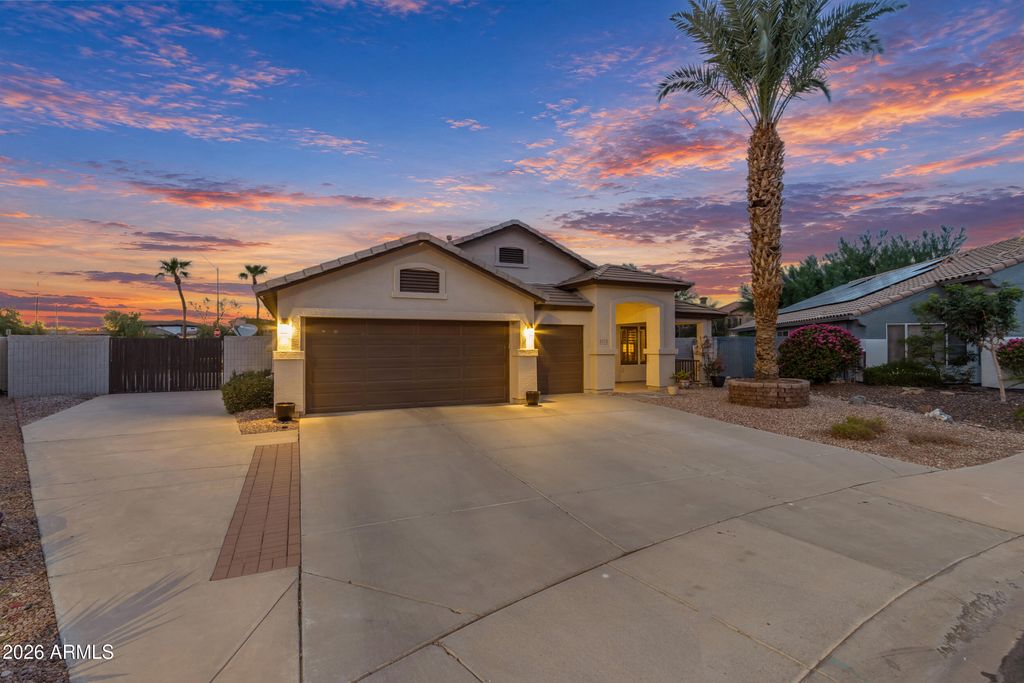 14374 W AMELIA Avenue, Goodyear, AZ 85395 — photo 3