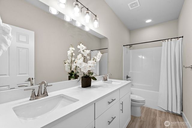 6147 Windlass Avenue SE, Port Orchard, WA 98367