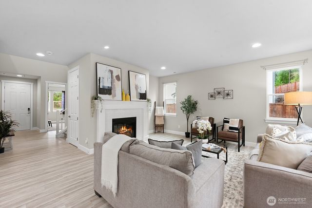 6147 Windlass Avenue SE, Port Orchard, WA 98367