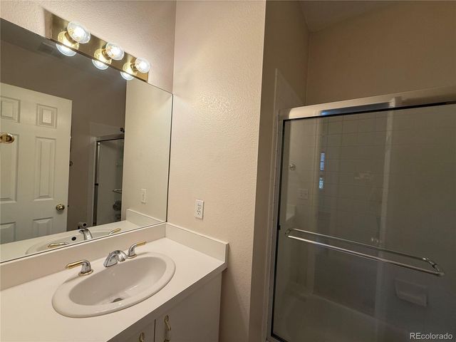 1701 Grove Street, Denver, CO 80204