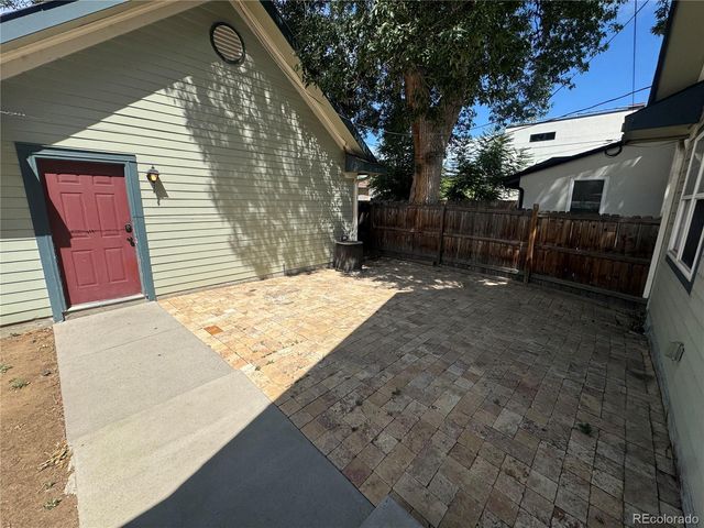 1701 Grove Street, Denver, CO 80204