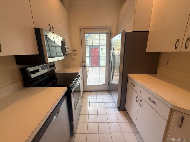 1701 Grove Street, Denver, CO 80204