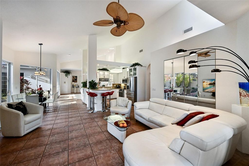 Image 16 of property listing at 4528 BLUE MARLIN DRIVE, Bradenton, FL 34208