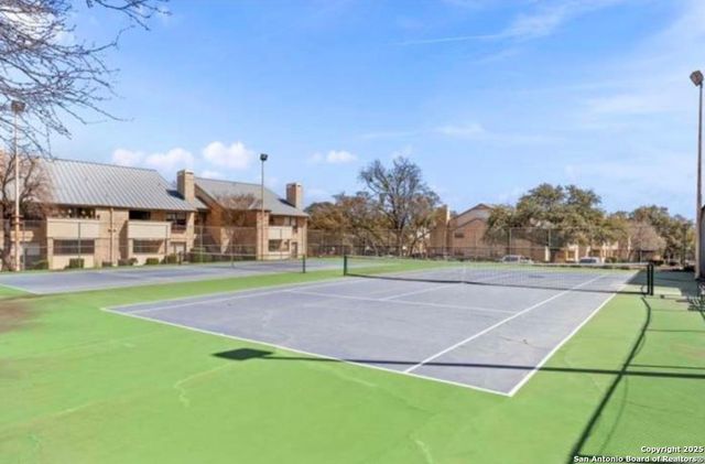 11843 Braesview Apt 2006, San Antonio, TX 78213